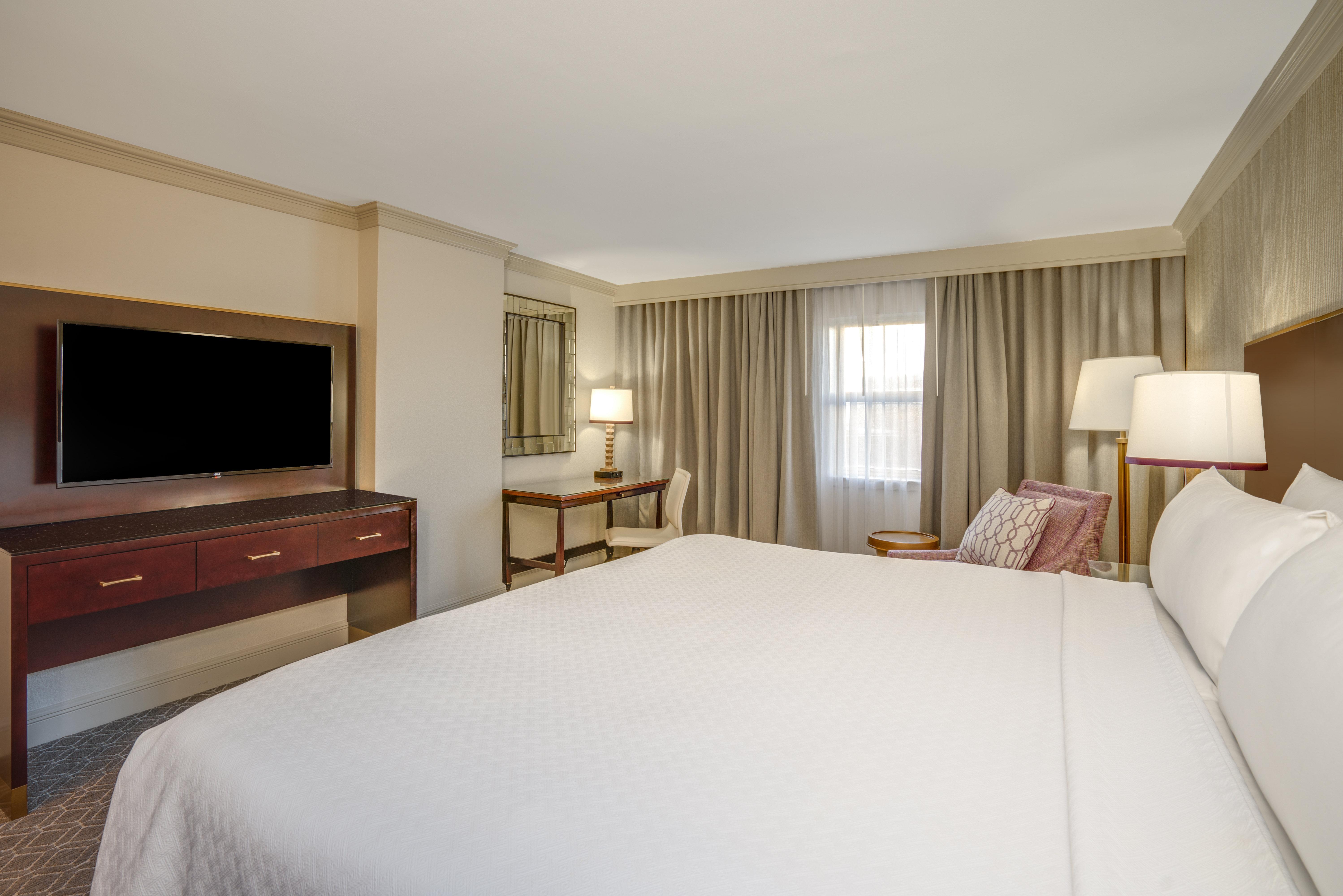 Отель Crowne Plaza New Orleans French Qtr - Astor By Ihg Экстерьер фото