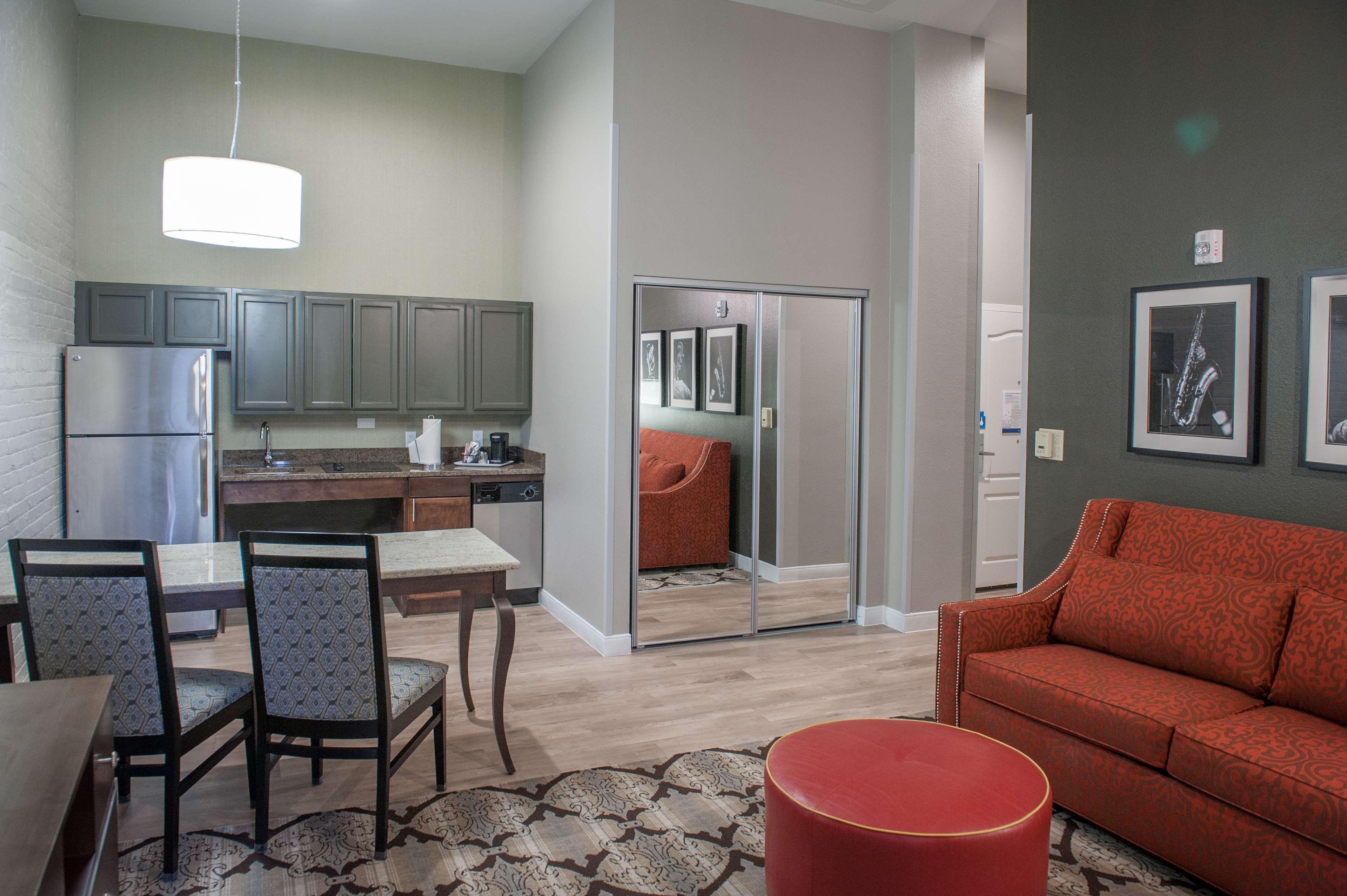 Отель Crowne Plaza New Orleans French Qtr - Astor By Ihg Экстерьер фото