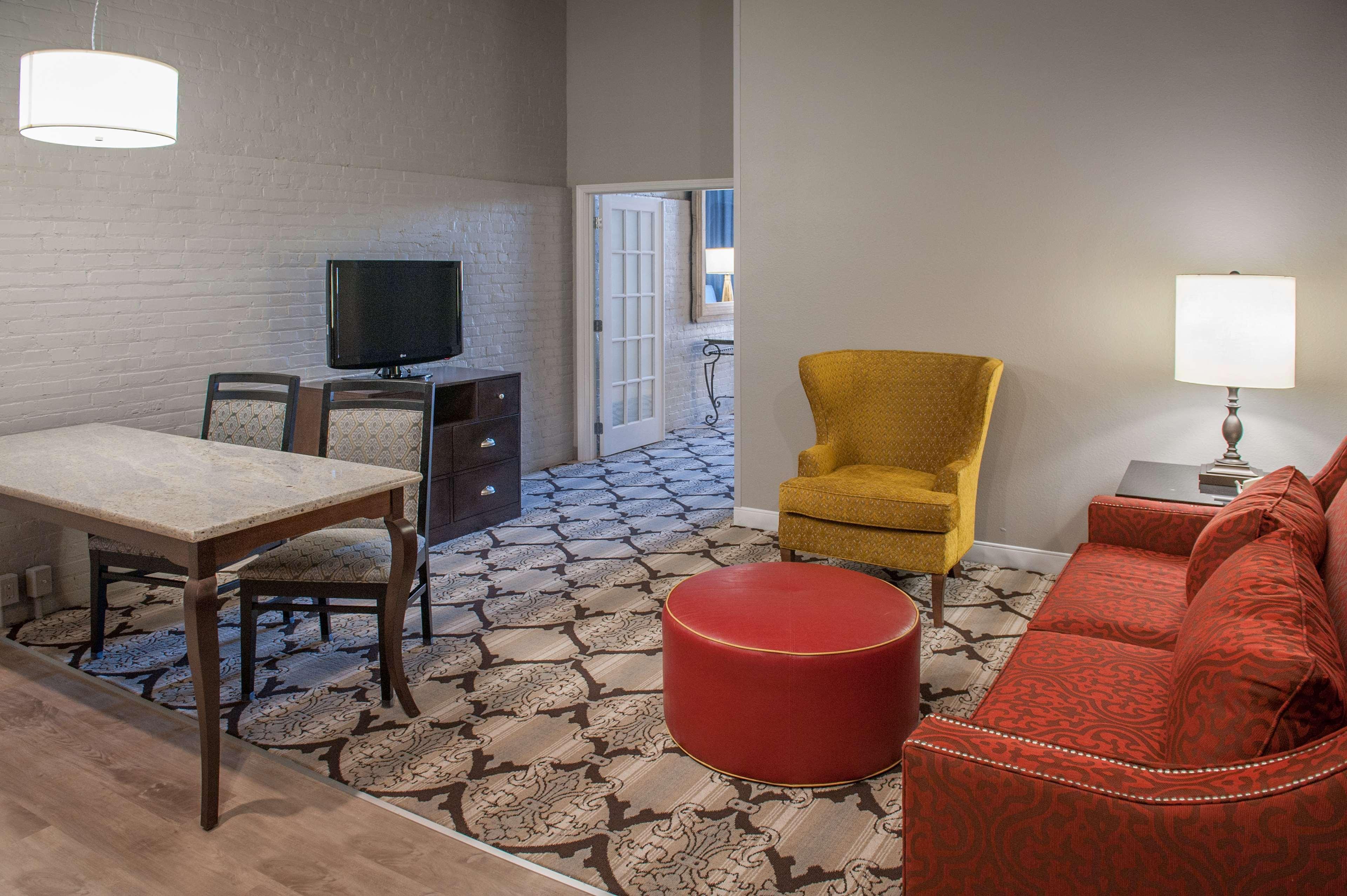 Отель Crowne Plaza New Orleans French Qtr - Astor By Ihg Экстерьер фото