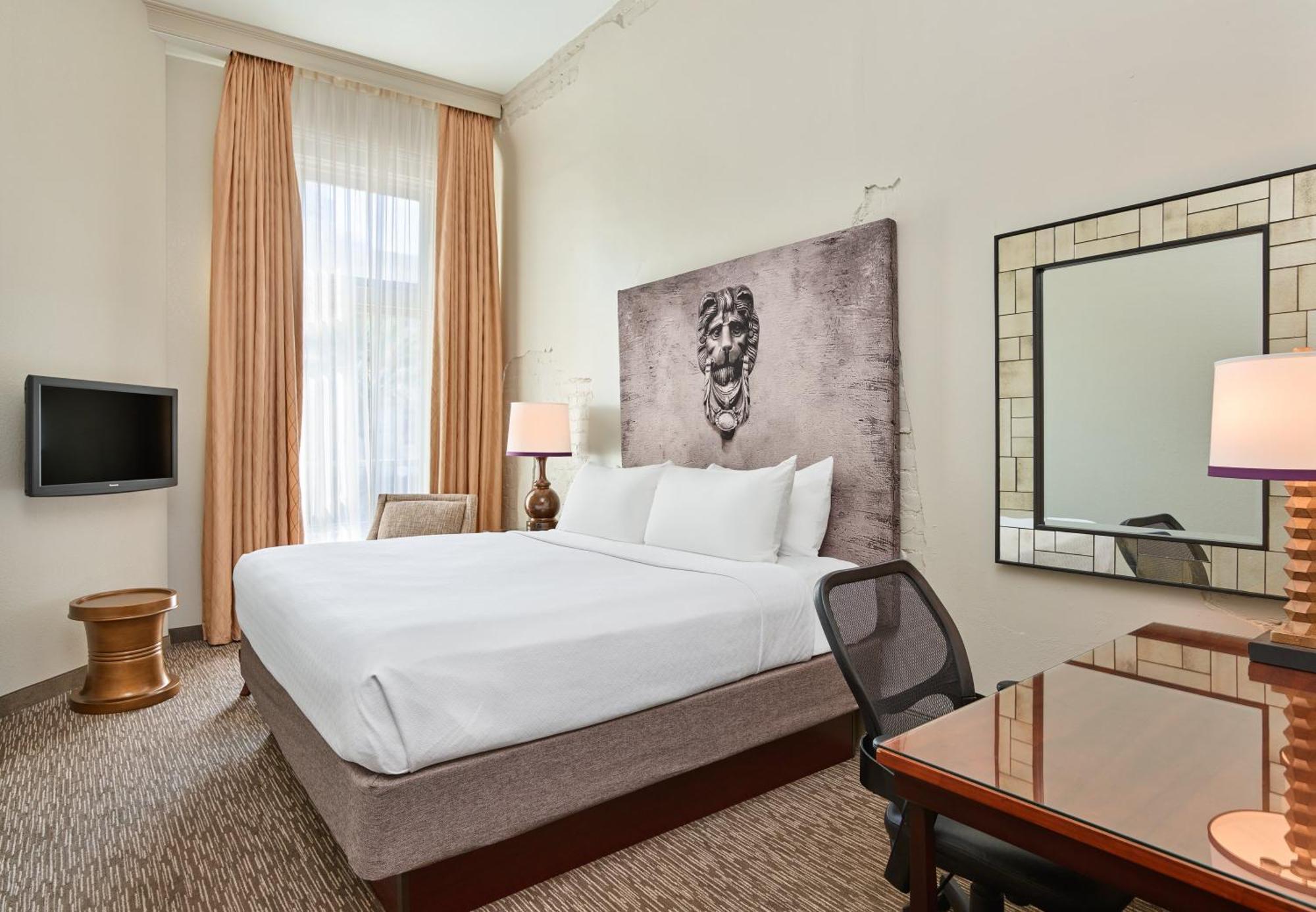 Отель Crowne Plaza New Orleans French Qtr - Astor By Ihg Экстерьер фото